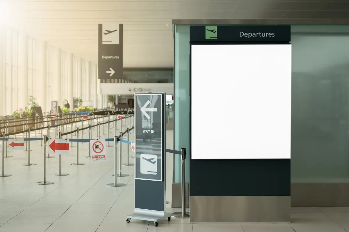 Airport advertising in Egypt for travel, tourism and high-end brands